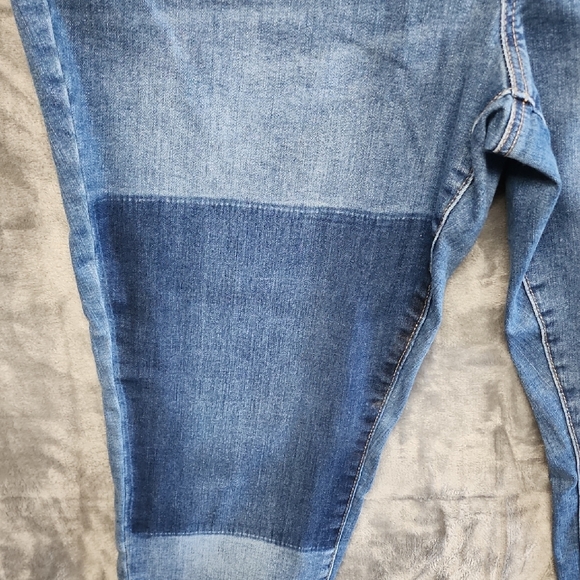 Sonoma Women's Blue Skinny Jeans with Patchwork sz 18W - Picture 4 of 10